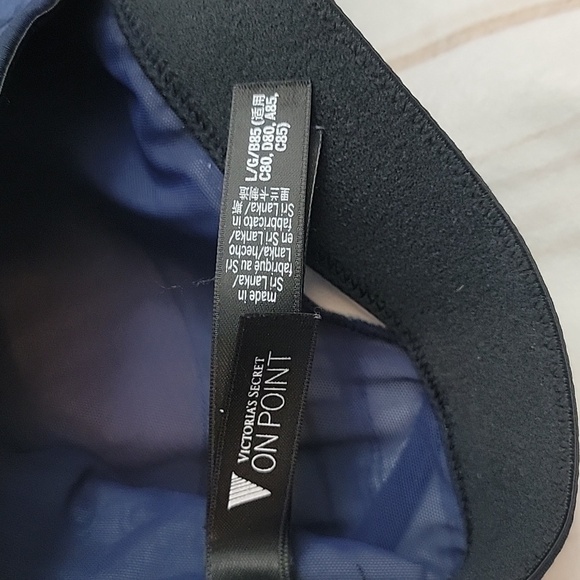 Victoria's Secret On Point Criss Cross Sports Bra size Large Navy Blue and Green - Picture 4 of 5